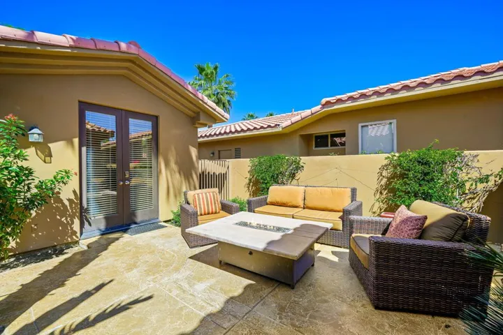Courtyard to Casita