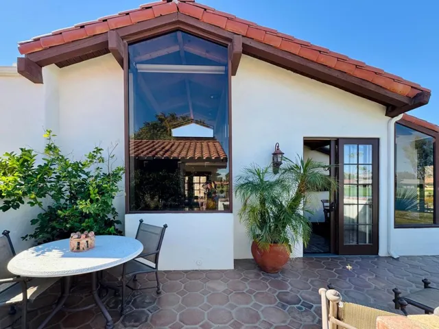 023_hacienda_drive_118a_752