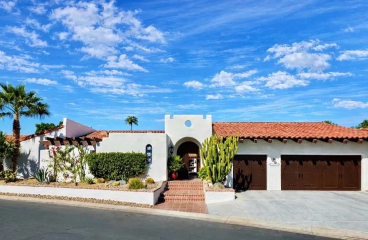 003_hacienda_facade_1_14