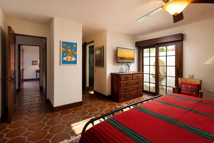 047_hacienda_drive_56a_845