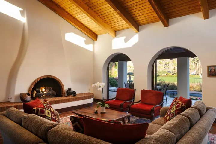 009_hacienda_drive_17a_32