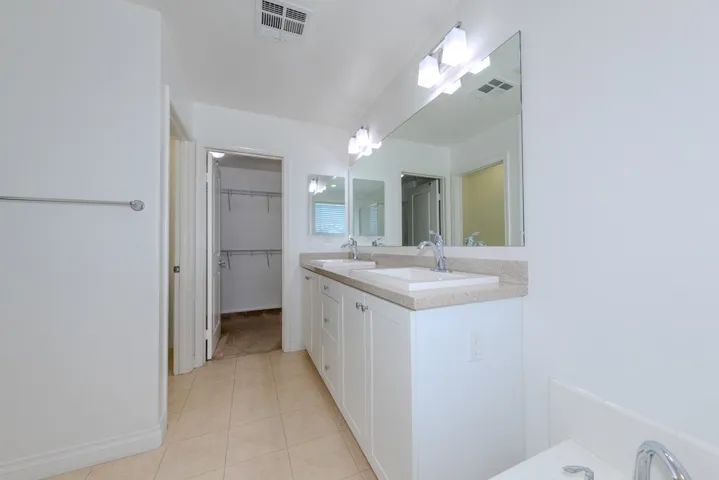 Dual Vanity
