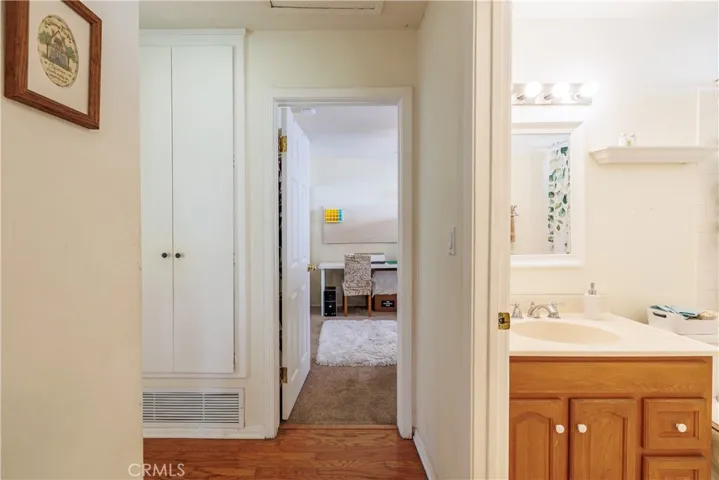 26322 Naccome, Mission Viejo, California 92691