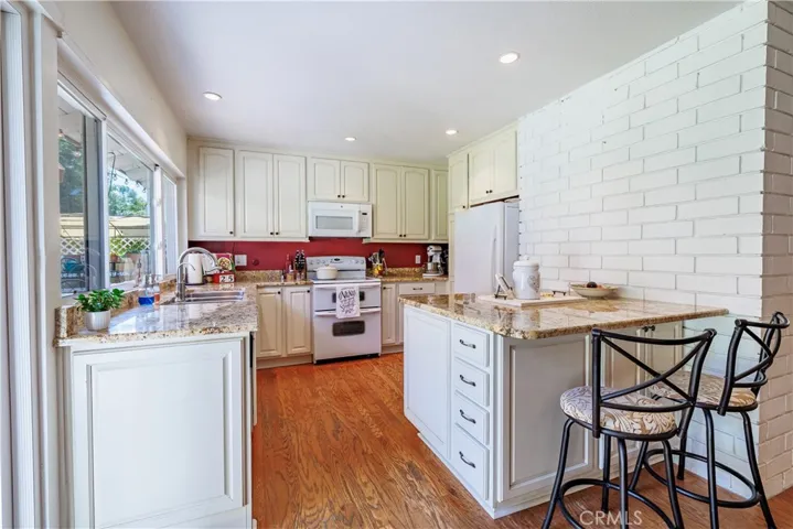 26322 Naccome, Mission Viejo, California 92691