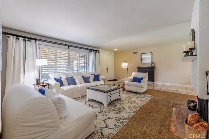 26322 Naccome, Mission Viejo, California 92691
