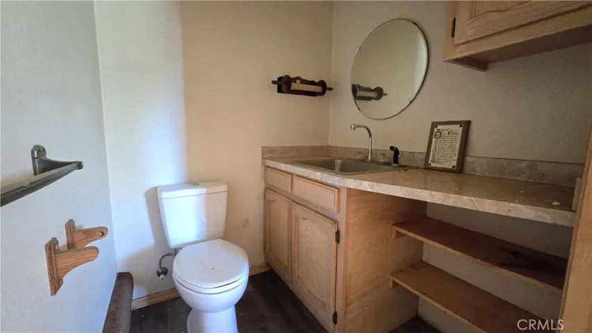 1/2 Bath downstairs