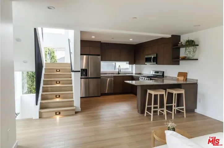 843 N Mariposa Avenue, Los Angeles, California 90029
