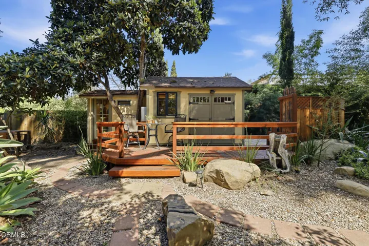 Tiny house (2)