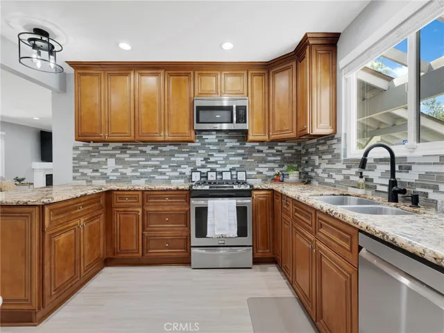 9800 Kessler, Chatsworth, California 91311