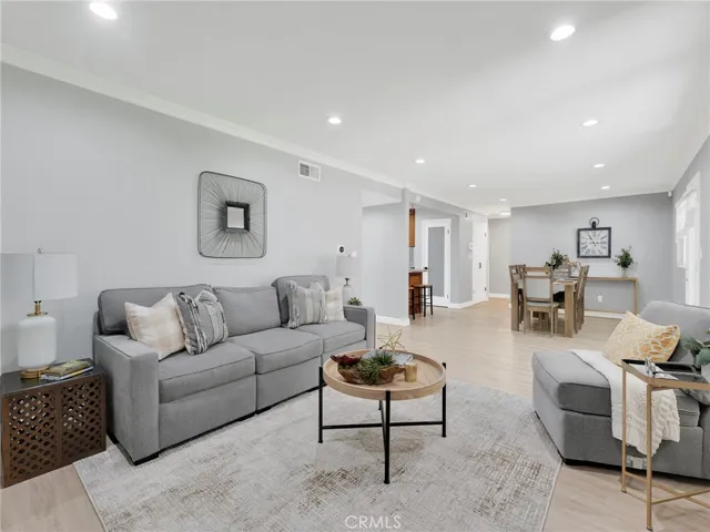 9800 Kessler, Chatsworth, California 91311