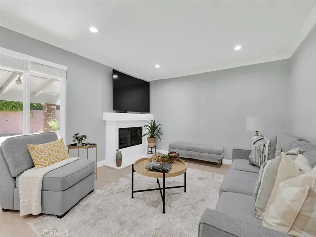 9800 Kessler, Chatsworth, California 91311
