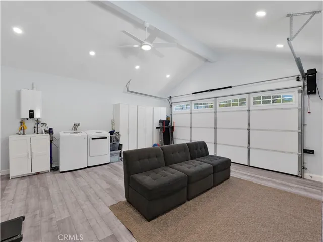 9800 Kessler, Chatsworth, California 91311