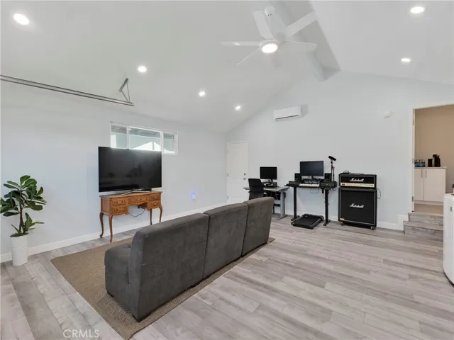 9800 Kessler, Chatsworth, California 91311