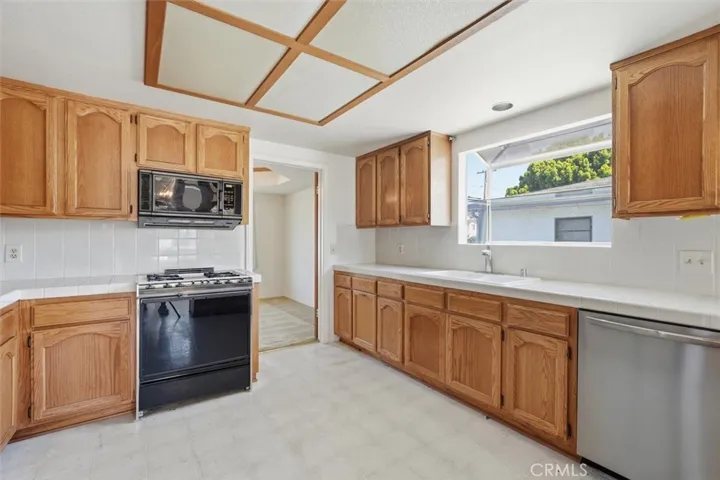 2106 Dufour Avenue 1, Redondo Beach, California 90278