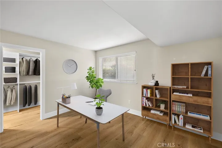 Virtual stage 2nd bedroom