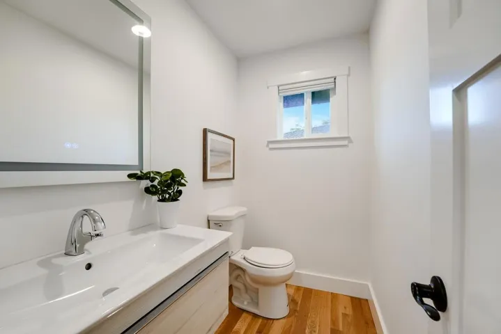 1100 Graham Hill Road, Santa Cruz, California 95060