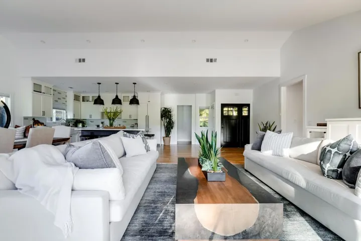 1100 Graham Hill Road, Santa Cruz, California 95060