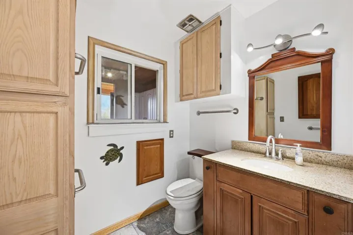 2166 Camino Cantera, Vista, California 92084