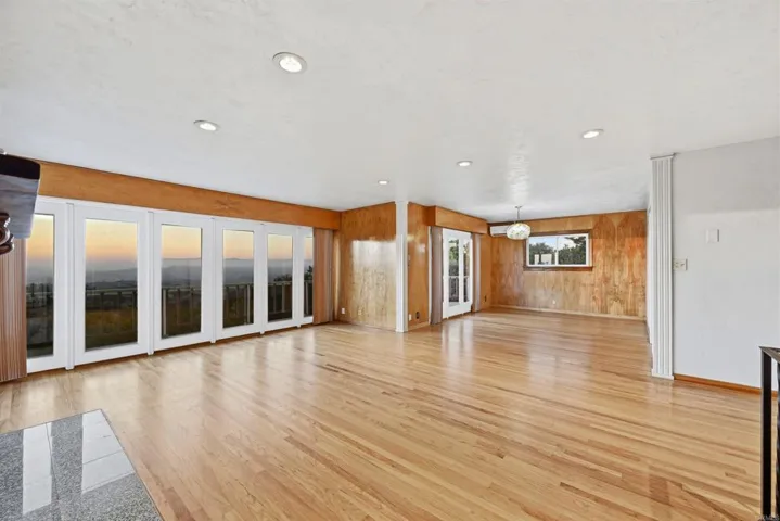 2166 Camino Cantera, Vista, California 92084