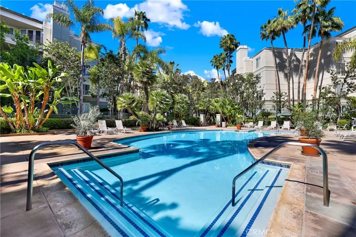 2253 Martin #410, Irvine, California 92612