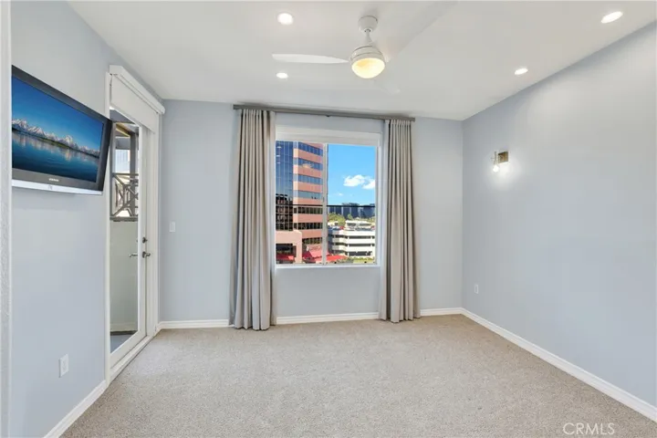 2253 Martin #410, Irvine, California 92612