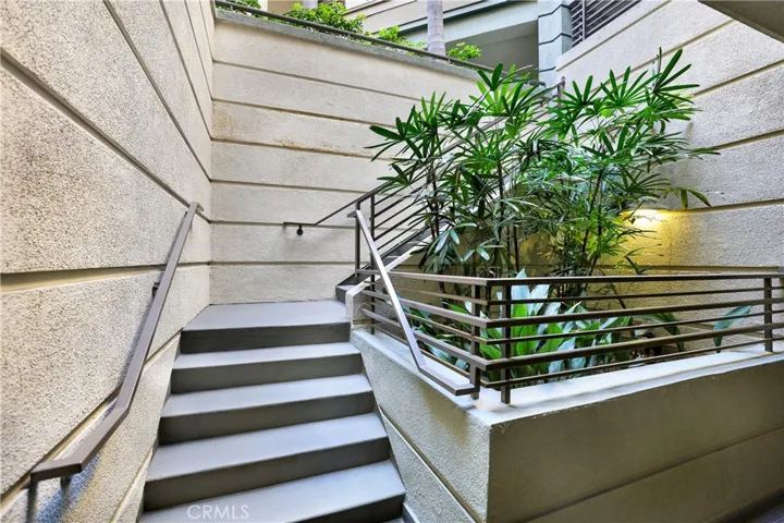 2253 Martin #410, Irvine, California 92612