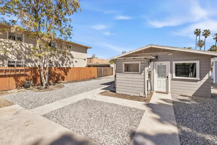 760762 S 9th Street, San Jose, California 95112