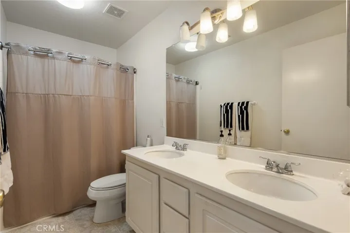 Upstairs Bathroom