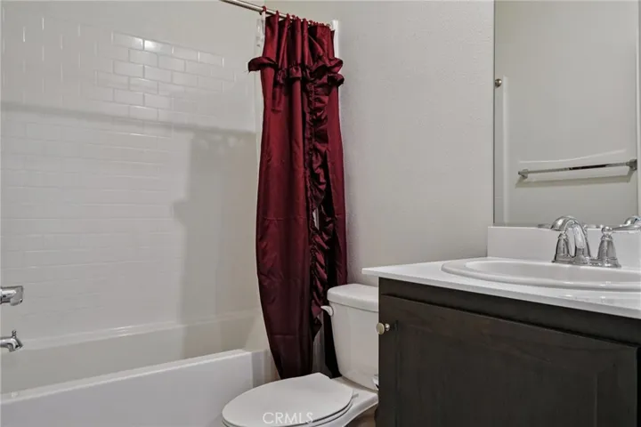 Downstairs Full Bath