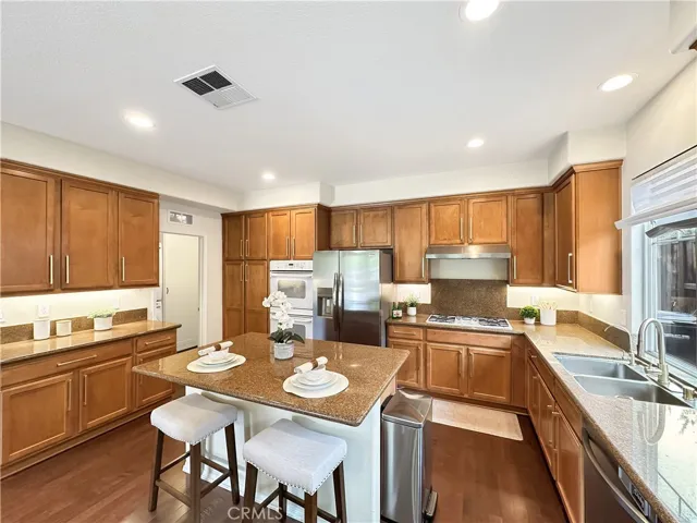 32829 Stonefield, Temecula, California 92592