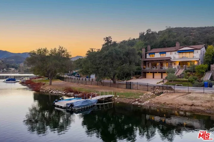 111 Lake Sherwood Drive, Lake Sherwood, California 91361