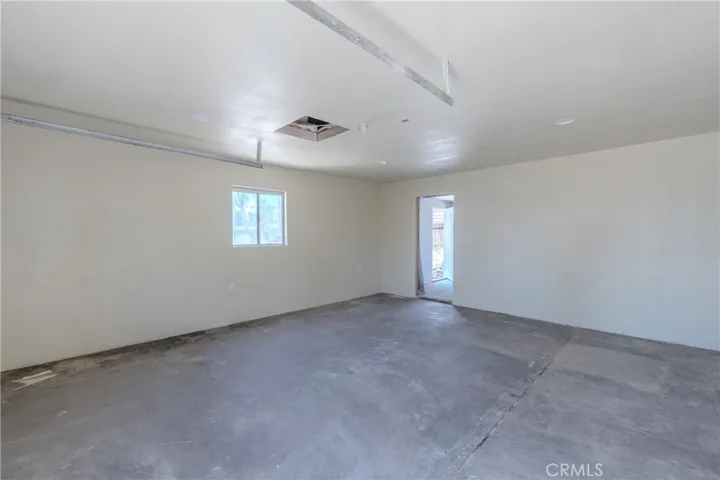 25160 Elmo, San Bernardino, California 92404