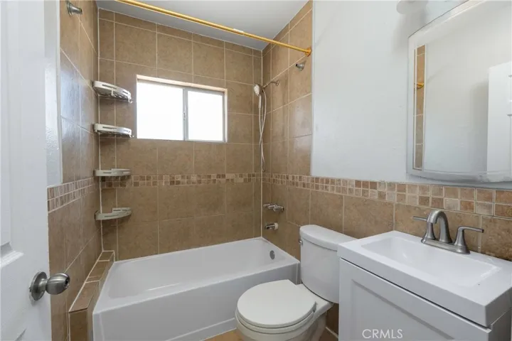25160 Elmo, San Bernardino, California 92404