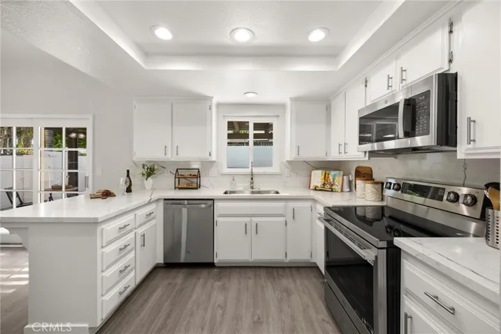 23633 Fair Weather, Canyon Lake, California 92587