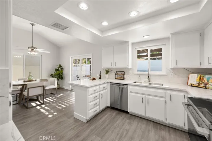 23633 Fair Weather, Canyon Lake, California 92587