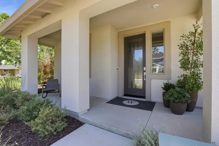 7392 Ailes Court, Gilroy, California 95020