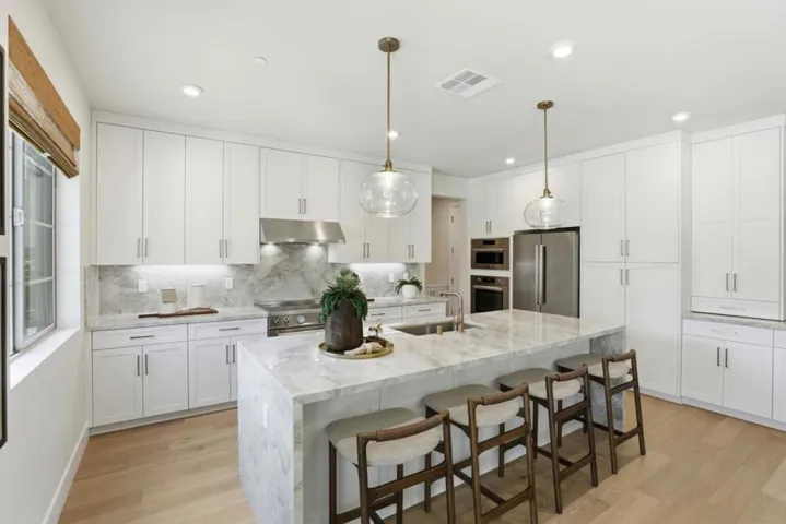 7392 Ailes Court, Gilroy, California 95020