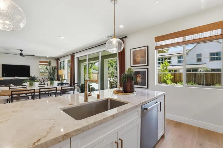 7392 Ailes Court, Gilroy, California 95020