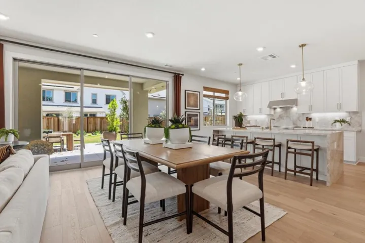7392 Ailes Court, Gilroy, California 95020
