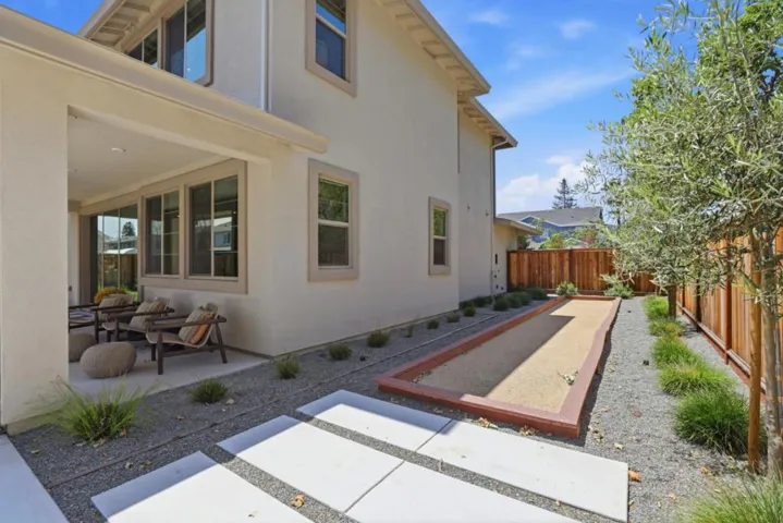 7392 Ailes Court, Gilroy, California 95020
