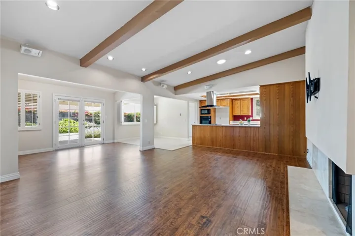 Family room off the kitchen