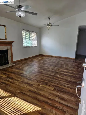8504 Sunnybrea Dr, Sacramento, California 95823
