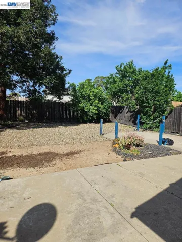 8504 Sunnybrea Dr, Sacramento, California 95823