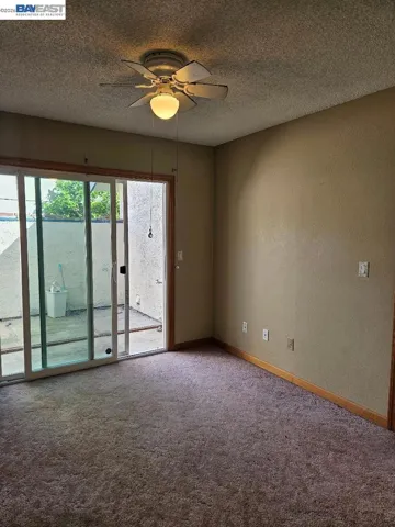 8504 Sunnybrea Dr, Sacramento, California 95823