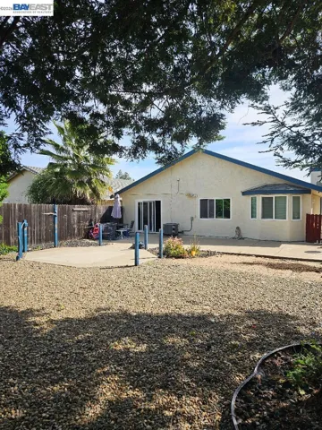 8504 Sunnybrea Dr, Sacramento, California 95823