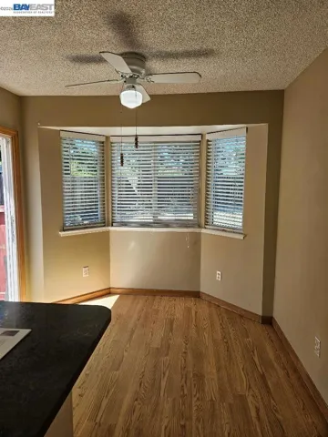 8504 Sunnybrea Dr, Sacramento, California 95823