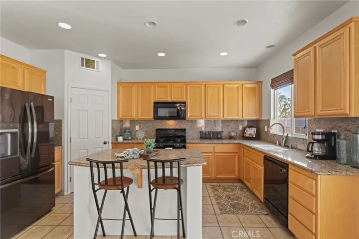 294 Kieswetter, Colton, California 92324