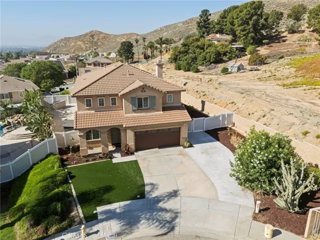294 Kieswetter, Colton, California 92324