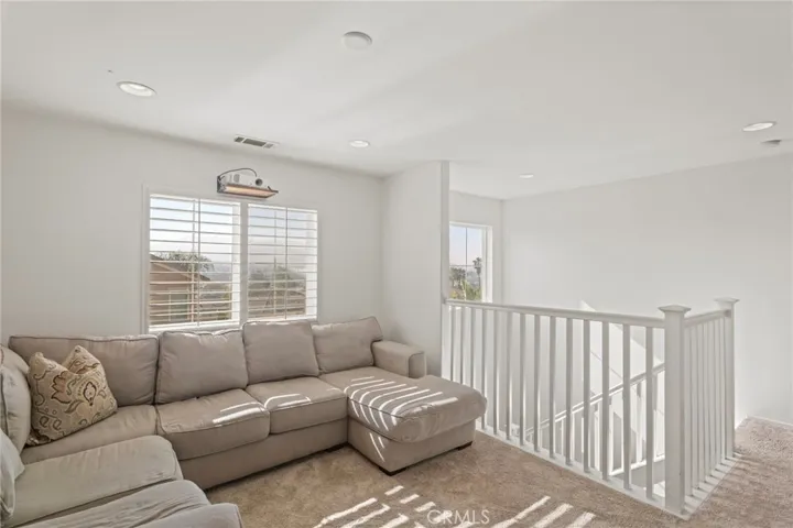 294 Kieswetter, Colton, California 92324