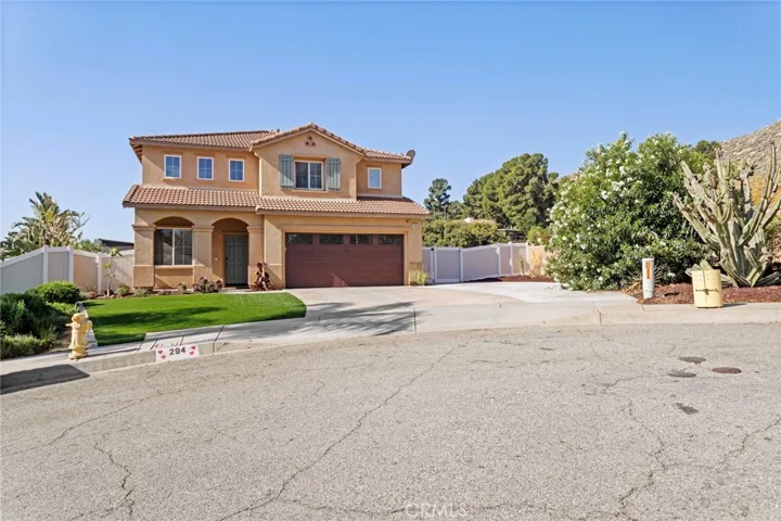 294 Kieswetter, Colton, California 92324